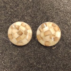 Vintage Beige Tan Natural Stone Shell Resin Mosaic Round Clip Earrings
